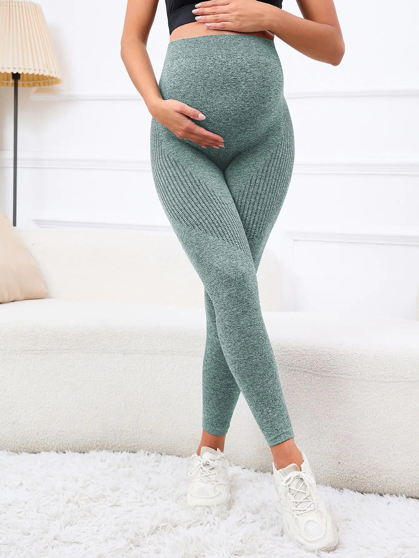 Women's Yoga Pants for Pregnancy and Comfort